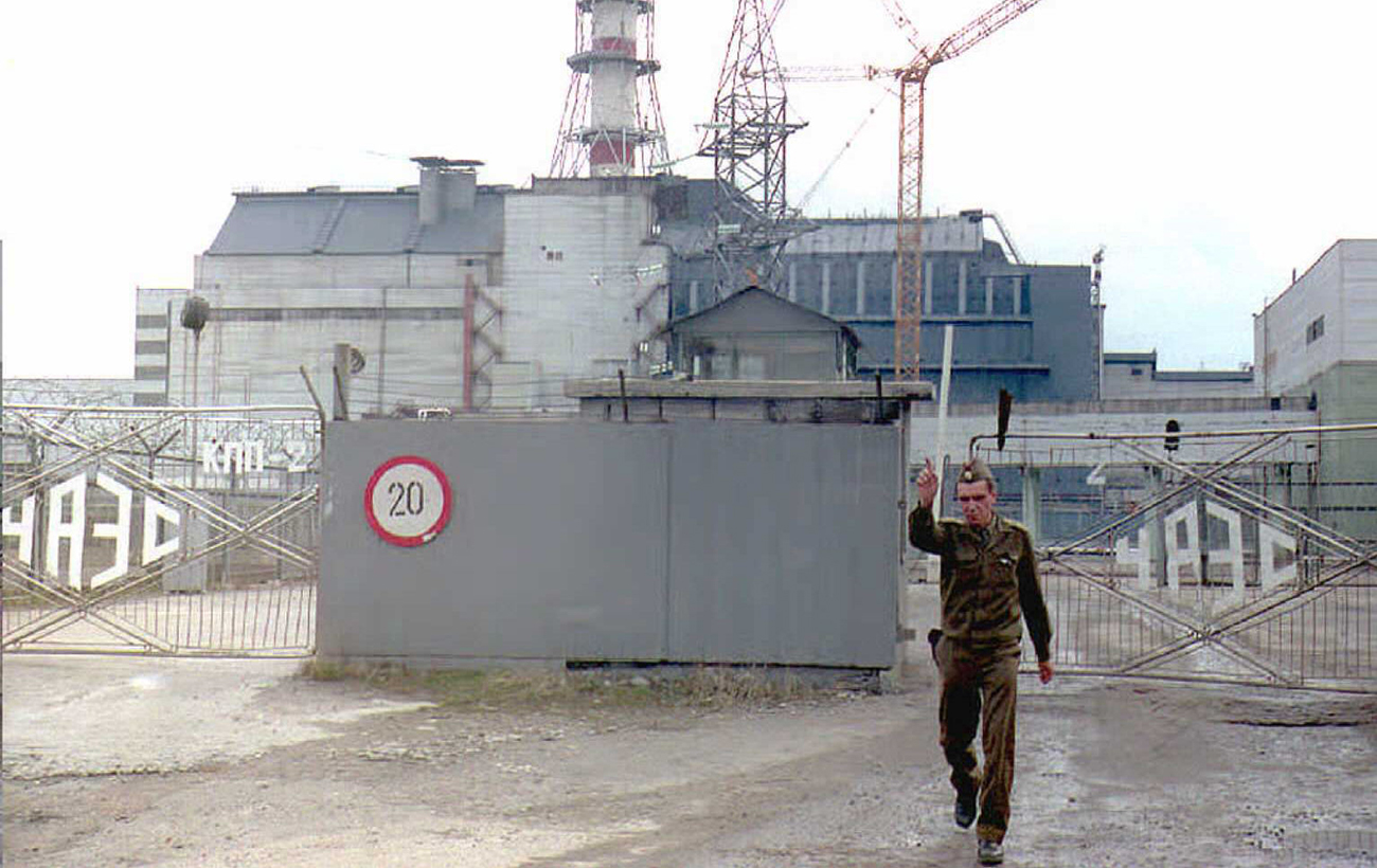Чернобыль и война.  В 36-ую годовщину трагедии над ЧАЭС нависла новая угроза